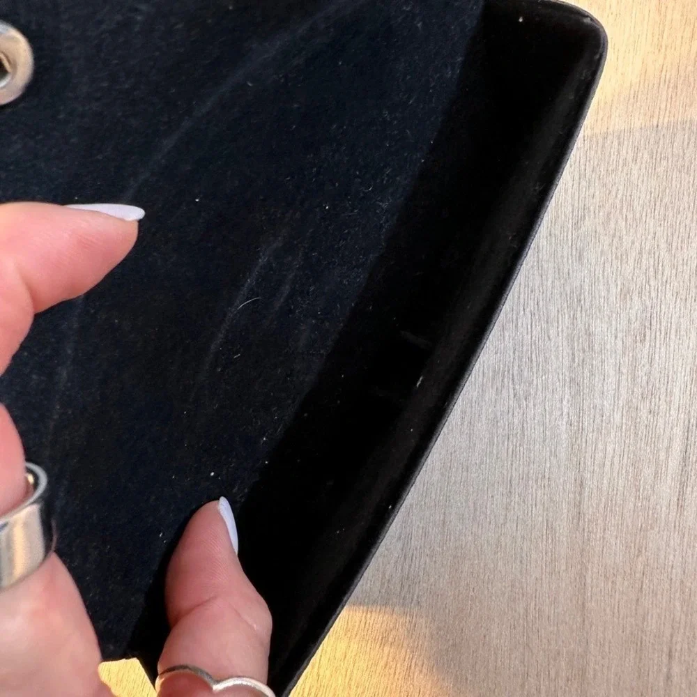 Ray-Ban Sunglasses Case Unisex OS Black Pebbled Snap Closure Case -148